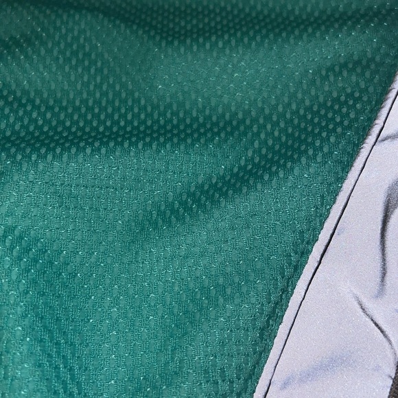 Canada Pooch Wet Reveal Smiley Cooling Dog Vest, 18 - Picture 10 of 10